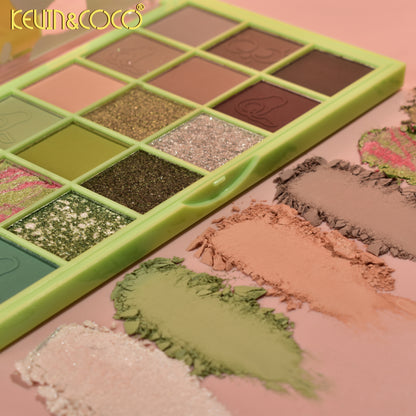 Paleta de Sombras Multicolor con Glitter – Kevin&Coco REF:KC1069