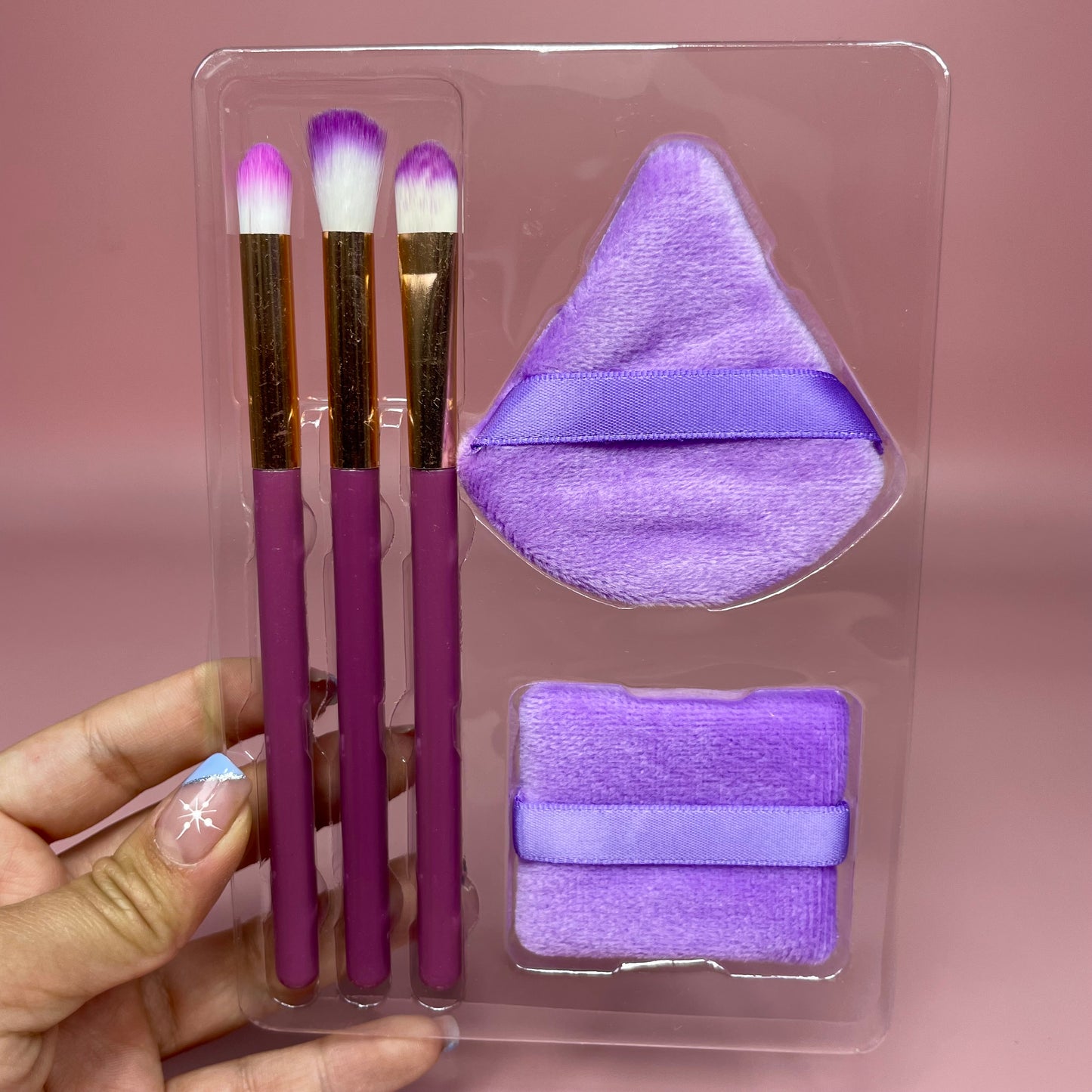 Kit de Pomos y Brochas REF:MY2726
